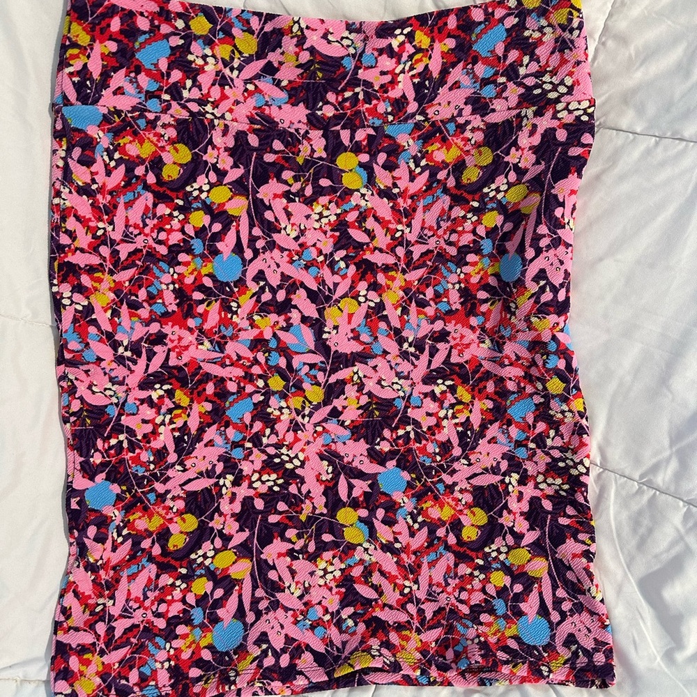 LuLaRoe Pink and Purple Floral Pencil Skirt